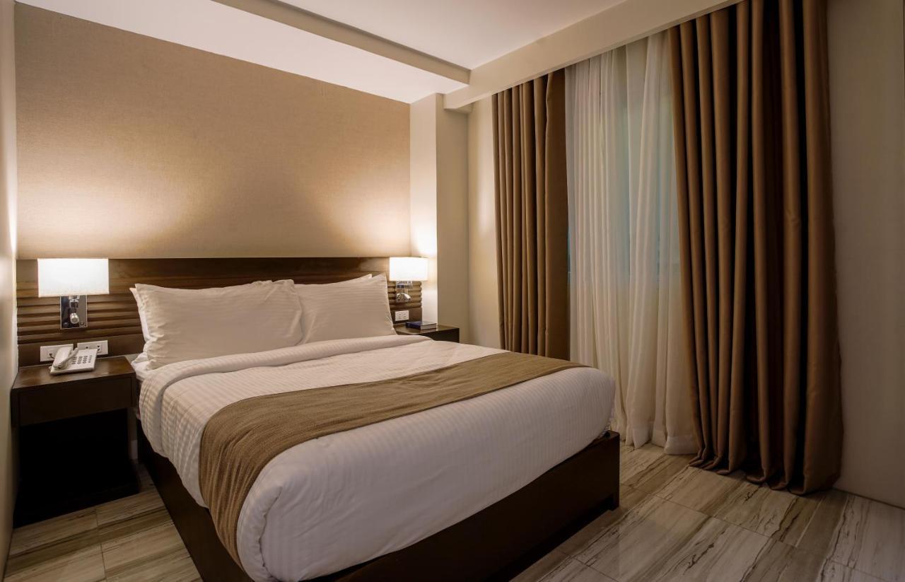 Hotel Areca Легазпи Екстериор снимка