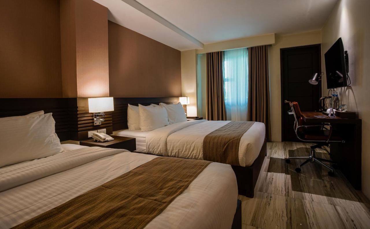 Hotel Areca Легазпи Екстериор снимка