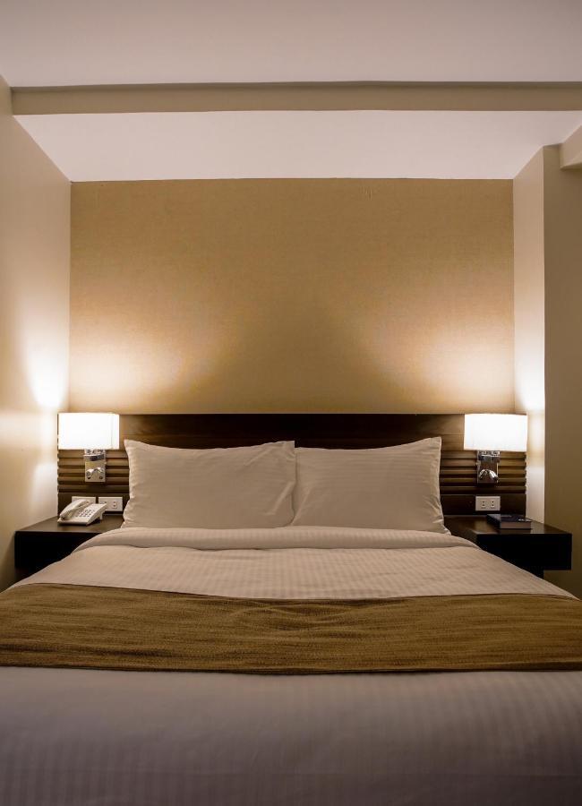 Hotel Areca Легазпи Екстериор снимка