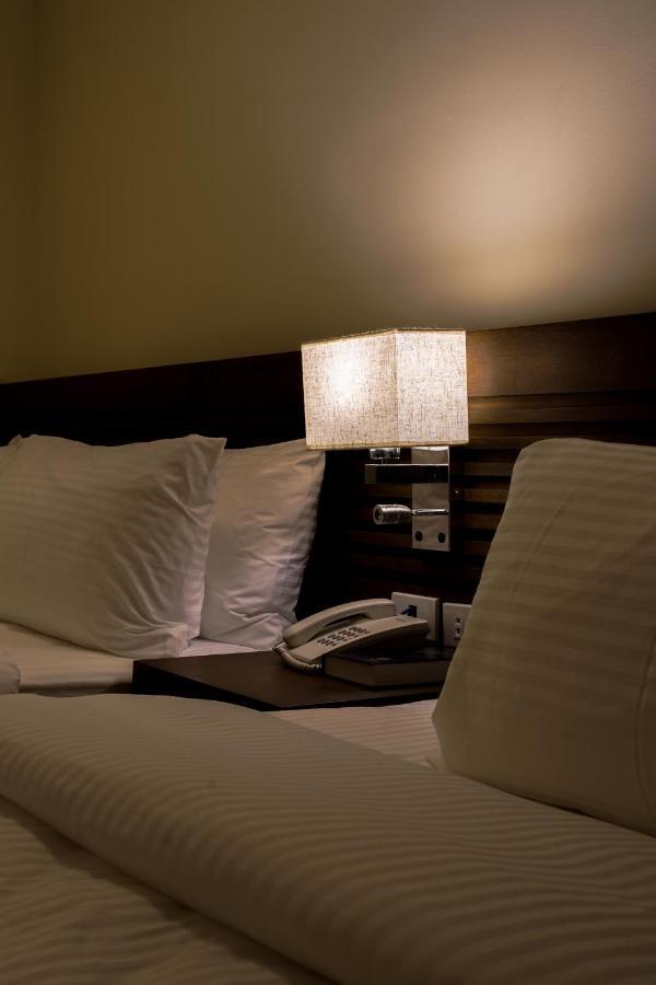 Hotel Areca Легазпи Екстериор снимка