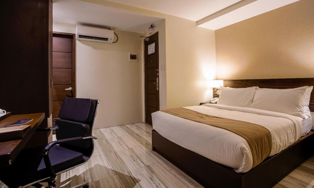 Hotel Areca Легазпи Екстериор снимка