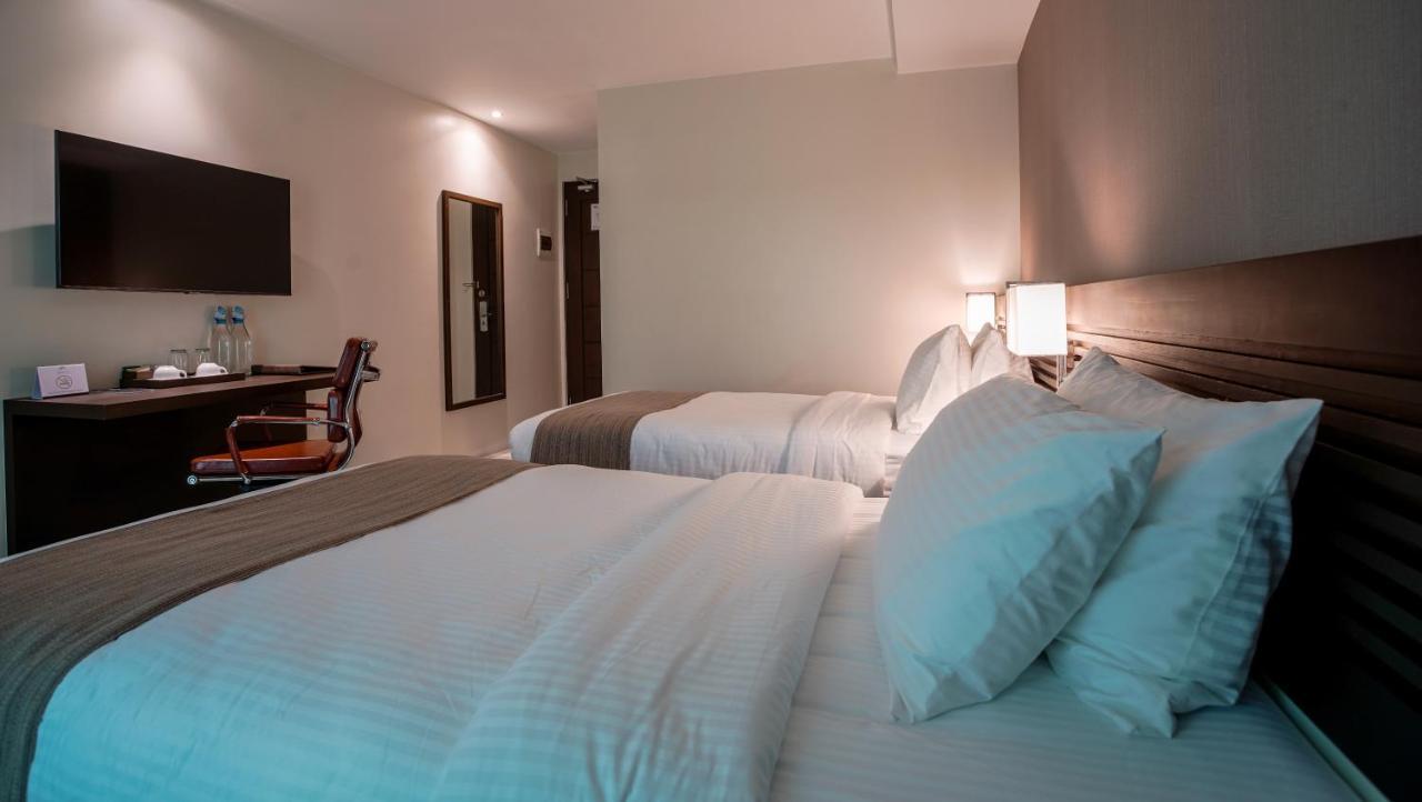 Hotel Areca Легазпи Екстериор снимка